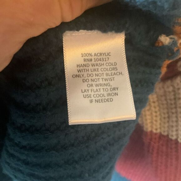 Derek Heart Colorblock Distressed Cropped  VNeck Sweater, L - Picture 15 of 16